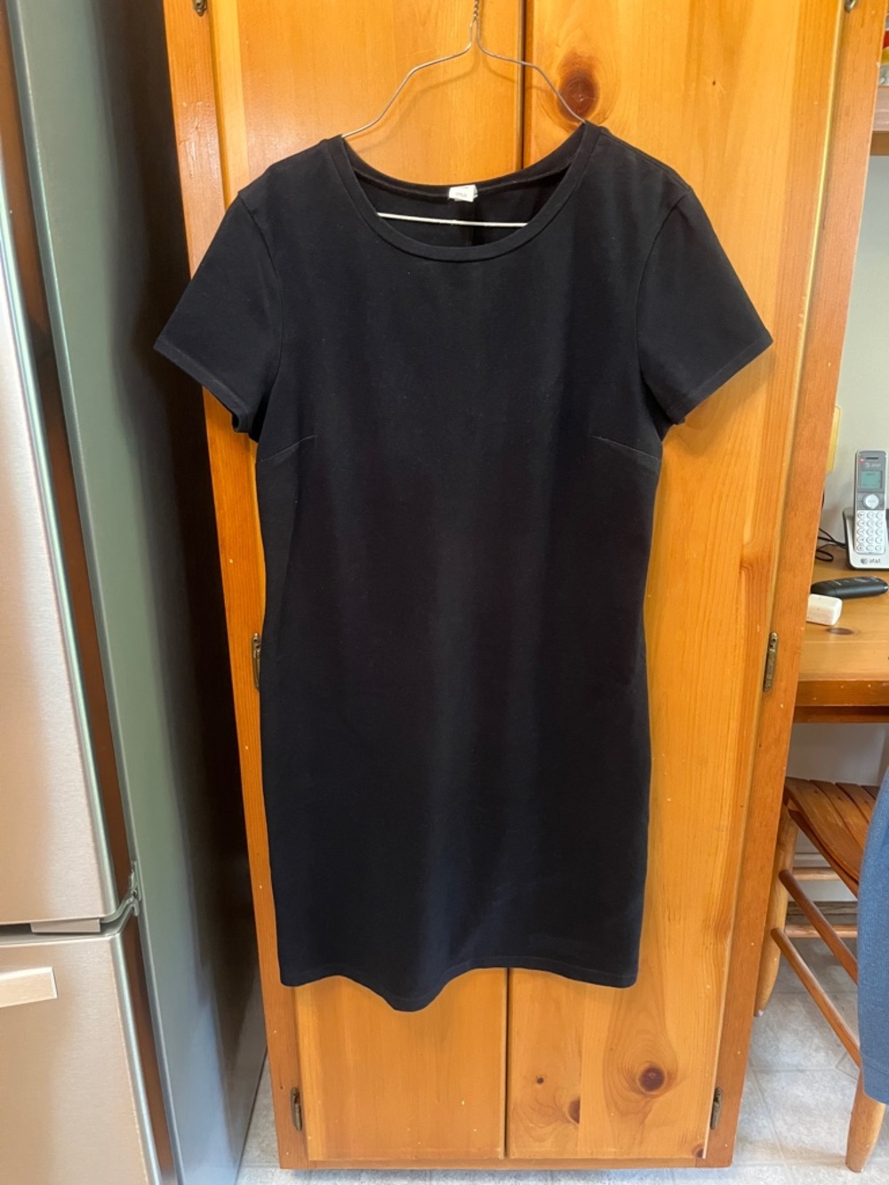 Old Navy Black Crew Neck Tshirt dress-size M